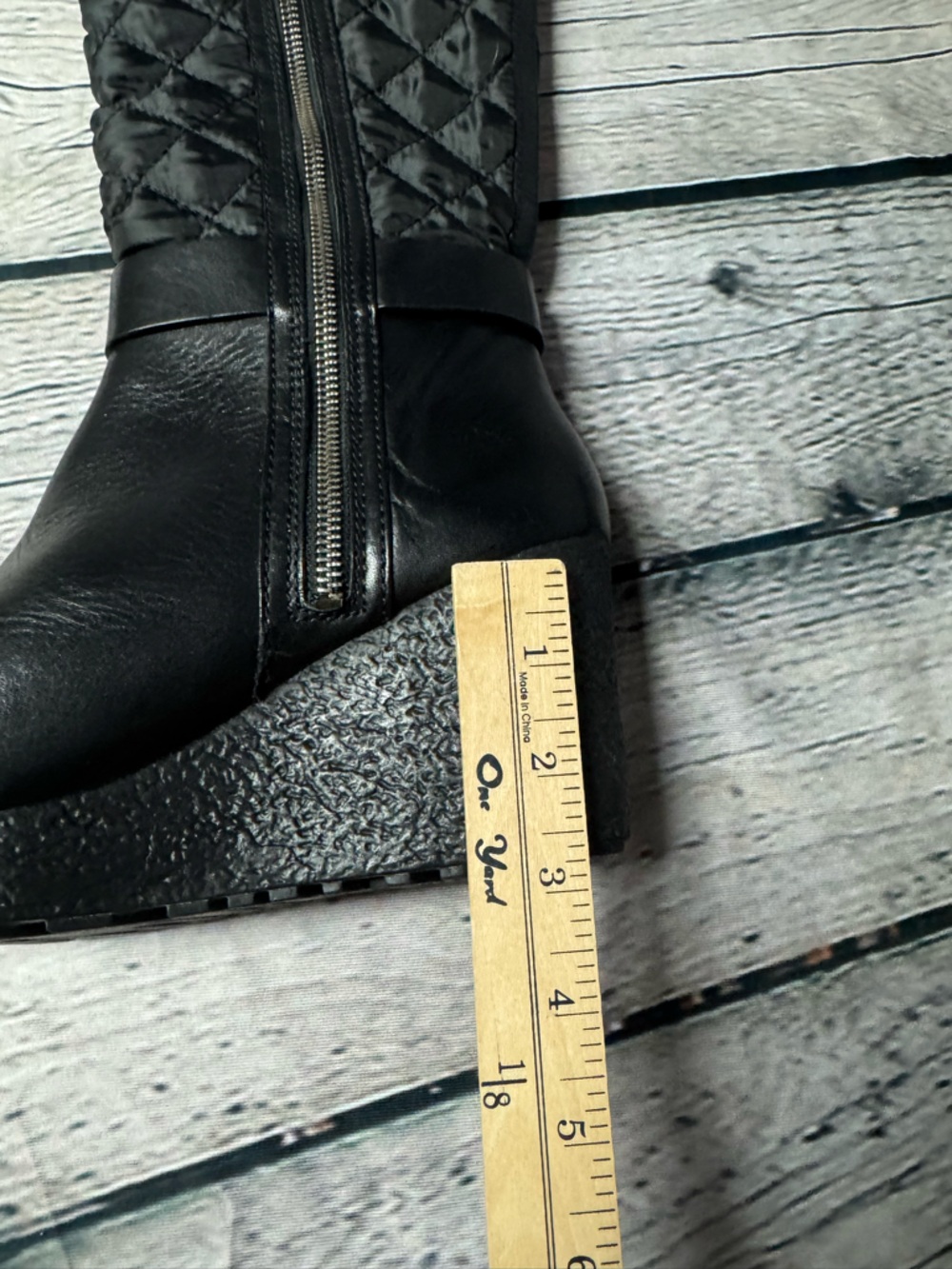 Michael Kors Black Quilted Leather Wedge Knee Winter Boots Sherpa Lined Sz 8 US - Picture 16 of 16